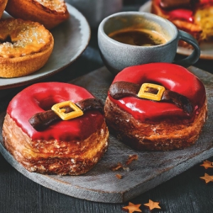 Santa’s Yumnut TM (M&S)